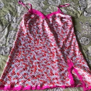 Victoria’s Secret barely worn kiss slip